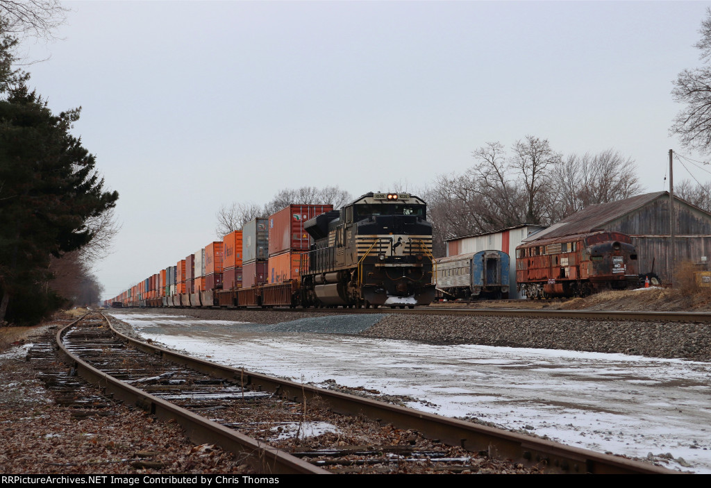 NS 1036